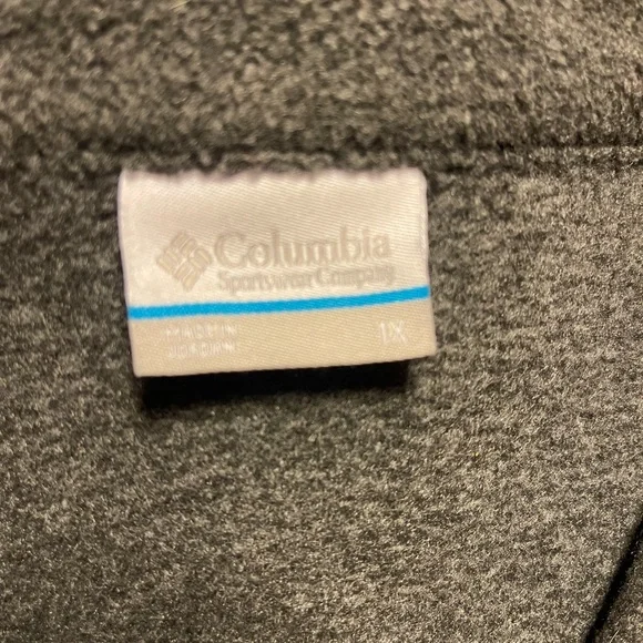 Columbia Women's Charcoal Fleece Jacket - Picture 2 of 10